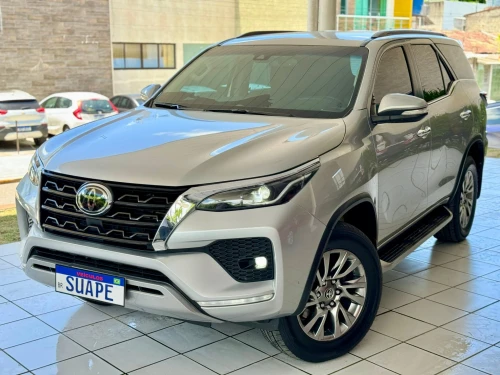 2021 Toyota Hilux SW4 D-4D Turbo SRX 7L 4X4