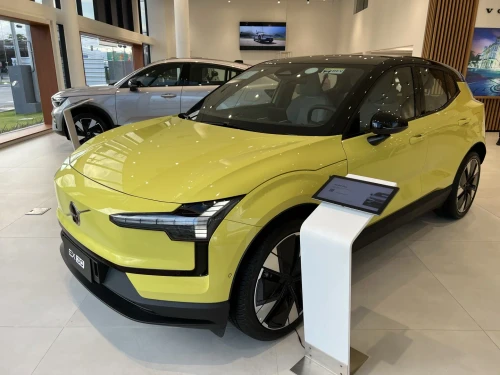 2025 Volvo EX30 Ultra