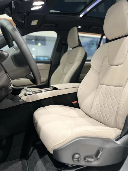 2026 Volvo XC90 T8 PHEV PLUS AWD Geartronic