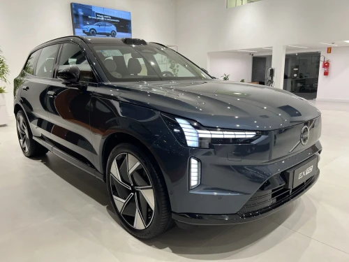 2025 Volvo EX90 P8 Recharge TWIN Electric Performance Ultra AWD