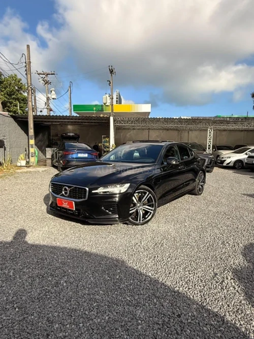 2020 Volvo S60 T8 R-DESIGN