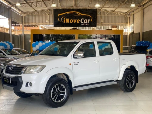 2015 Toyota Hilux SRV 4X2