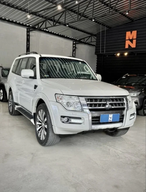 2019 Mitsubishi Pajero Full HPE 4X4 Turbo Intercooler