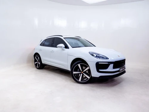 2024 Porsche Macan Turbo