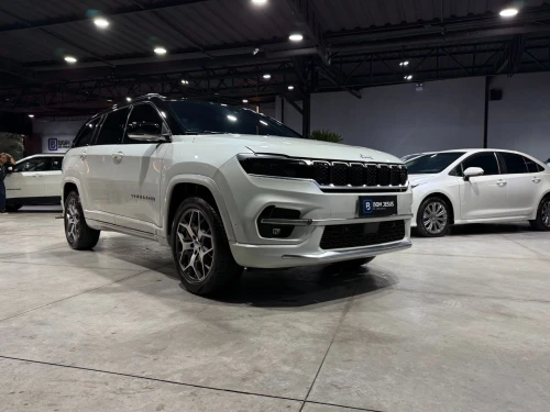 2022 Jeep Commander T270 Turbo Limited AT6