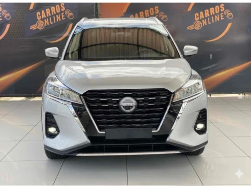 2025 Nissan Kicks Play Flexstart Advance PLUS Xtronic