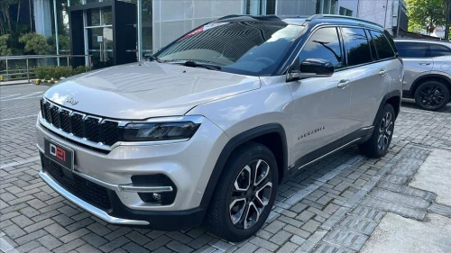 2022 Jeep Commander T270 Turbo Limited AT6