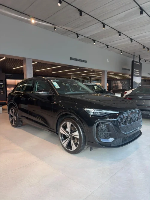 2025 Audi Q5 TFSI S LINE Quattro S Tronic