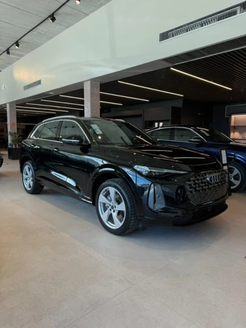 2025 Audi Q5 TFSI Advanced Quattro S Tronic