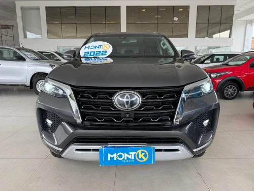 2022 Toyota Hilux SW4 D-4D Turbo SRX 7L 4X4